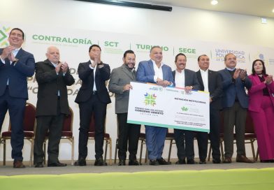 PRESIDENTE DAVID MEDINA RECIBE DISTINCIÓN INSTITUCIONAL DEL PREMIO “SAN LUIS POTOSÍ DE GOBIERNO ABIERTO” POR PROYECTO DE ENERGÍA SUSTENTABLE
