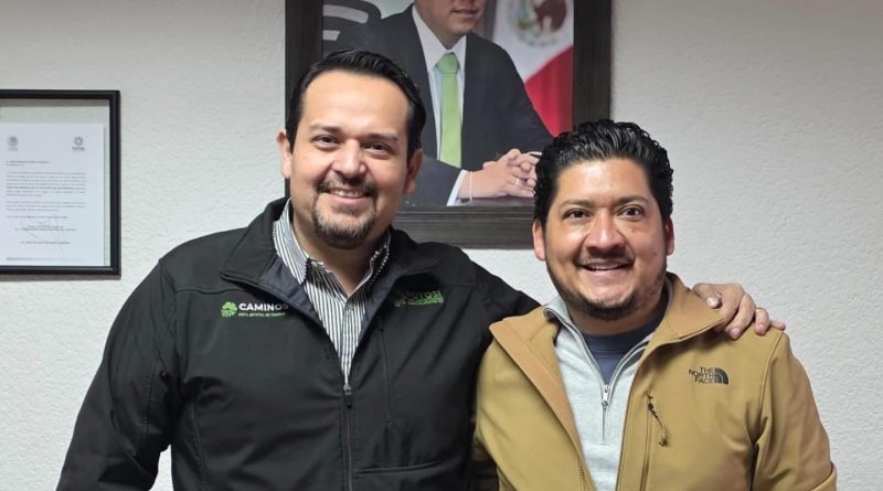 ESTADO IMPULSA MEJORA DE ESPACIOS PÚBLICOS EN XILITLA CON ENCHULANDO TU COMUNIDAD