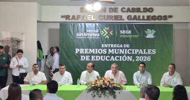 RECONOCEN A DOCENTES CON EL PREMIO MUNICIPAL A LA EDUCACIÓN 2026 EN CIUDAD VALLES