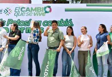 RICARDO GALLARDO ENTREGA 2 MIL LUMINARIAS PARA MODERNIZAR ALUMBRADO DE CIUDAD VALLES
