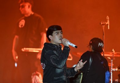 ÓSCAR MAYDON ENCIENDE EL FORO DE FENAPO CON SUS CORRIDOS TUMBADOS