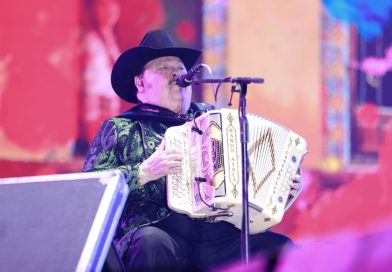 EL REY DEL ACORDEÓN, RAMÓN AYALA, HACE HISTORIA EN EL FORO DE FENAPO
