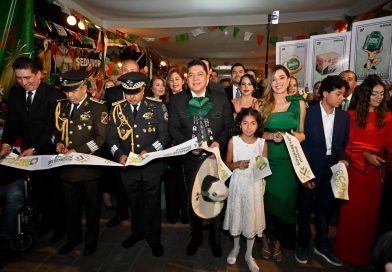 ¡VIVA MÉXICO! POTOSINOS CELEBRAN 216 AÑOS DE INDEPENDENCIA