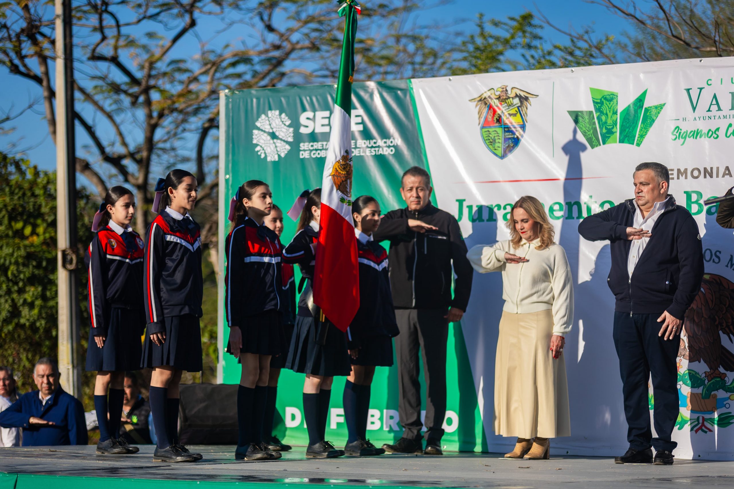 MÁS DE MIL 900 ALUMNOS DE PRIMARIA RINDIERON JURAMENTO A LA BANDERA EN ...